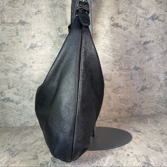 Marco Buggiani Italian leather tote bag with node detail - Picture 4 of 15